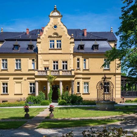 Palac Gruszow Swidnica  Bagian luar foto