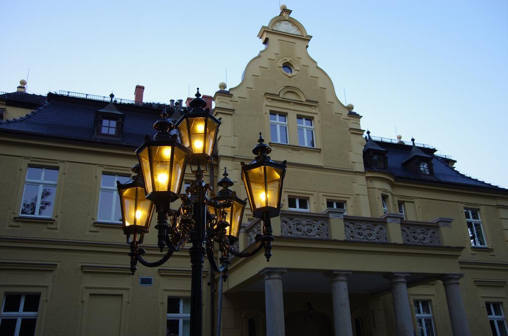 Palac Gruszow Swidnica  Bagian luar foto