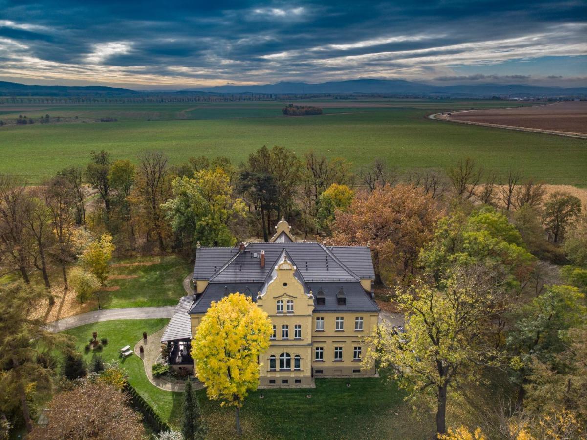 Palac Gruszow Swidnica  Bagian luar foto